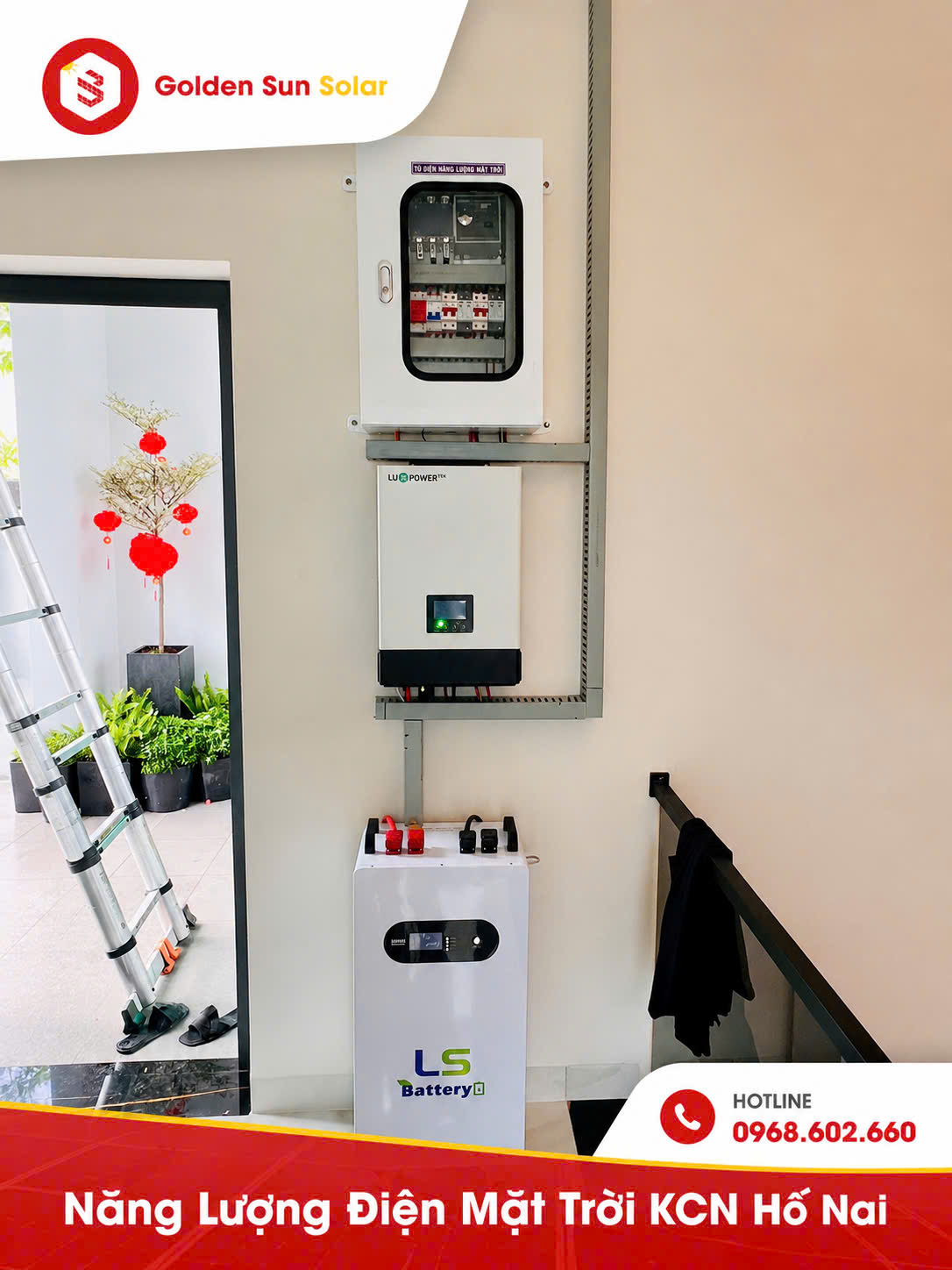 Kỹ thuật viên khảo sát lắp đặt điện năng lượng mặt trời tận nơi